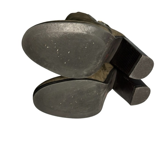 Shoe Dazzle Suede Heeled Booties Womans 8 - Picture 10 of 13